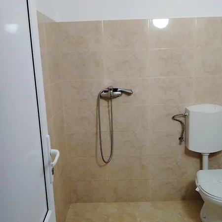 Casa A&v בית הארחה *